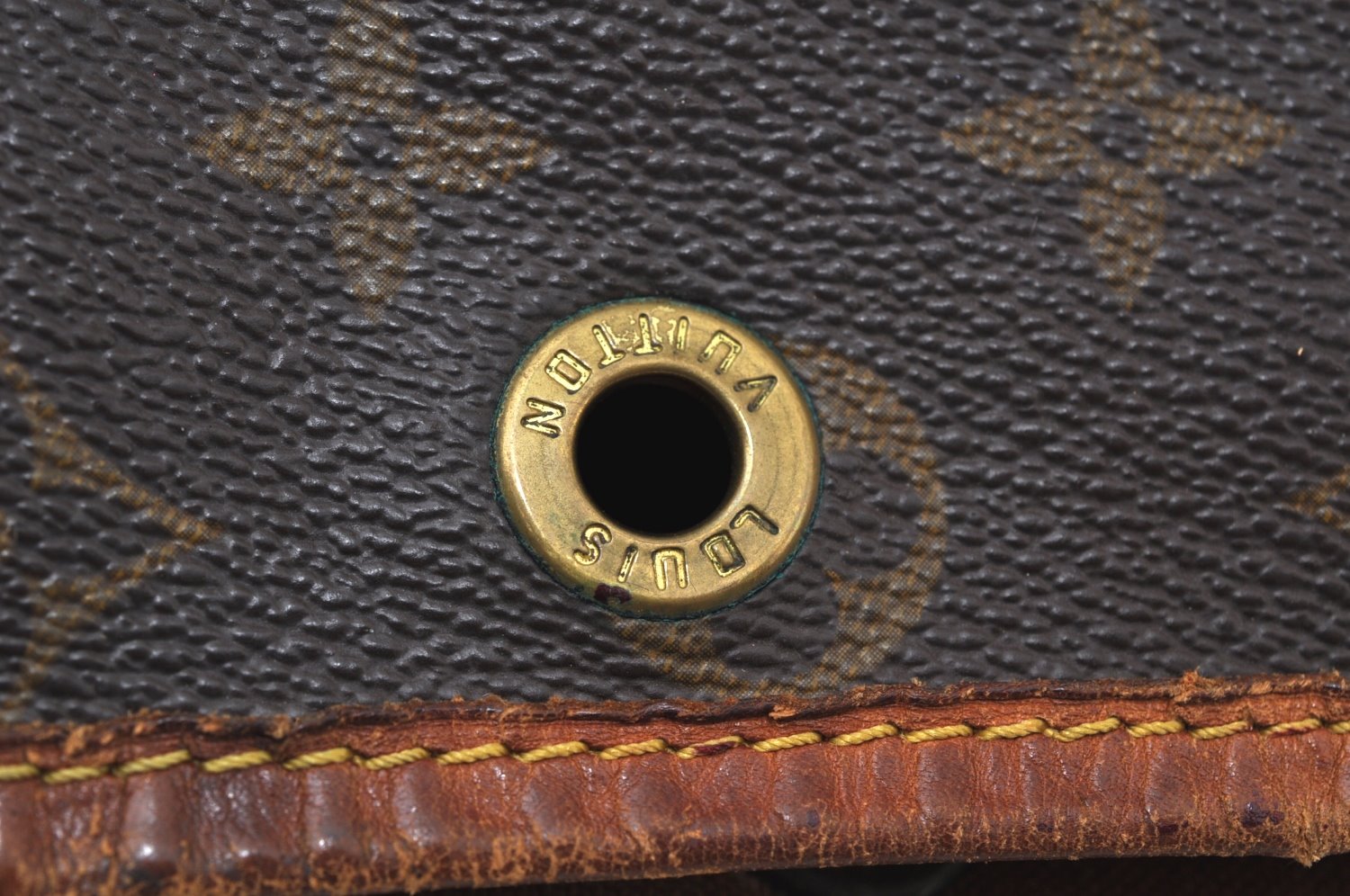 Authentic Louis Vuitton Monogram Noe Shoulder Drawstring Bag M42224 LV 4034I