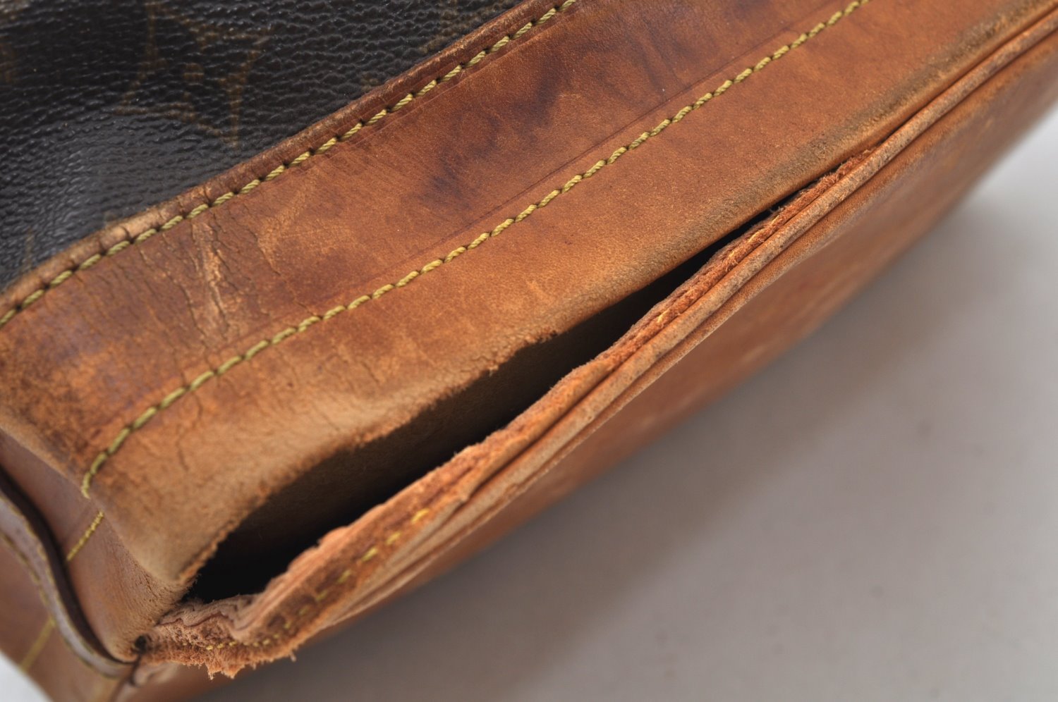 Authentic Louis Vuitton Monogram Noe Shoulder Drawstring Bag M42224 LV 4034I