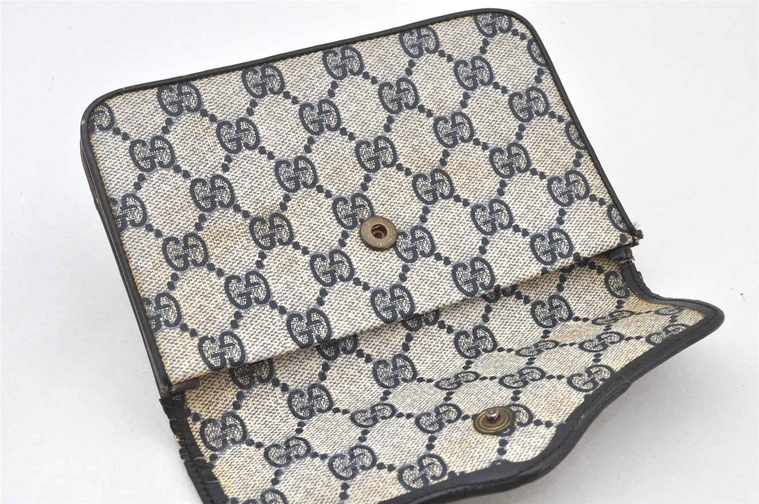 Authentic GUCCI Shoulder Clutch Bag Purse GG PVC Leather Navy Blue Junk 4035K
