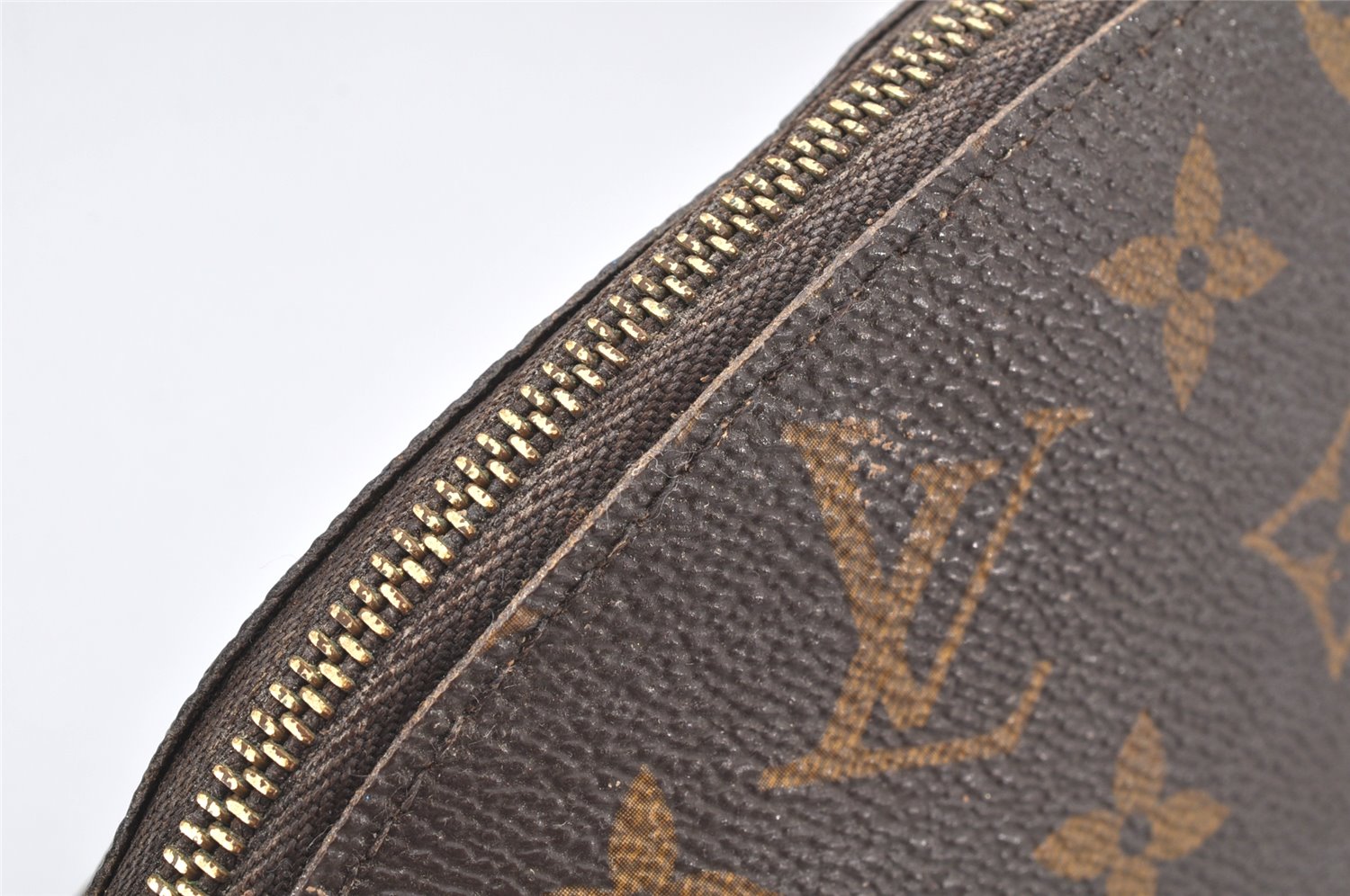 Auth Louis Vuitton Monogram Trousse Demi Ronde 23 Cosmetic Pouch LV Junk 4037K