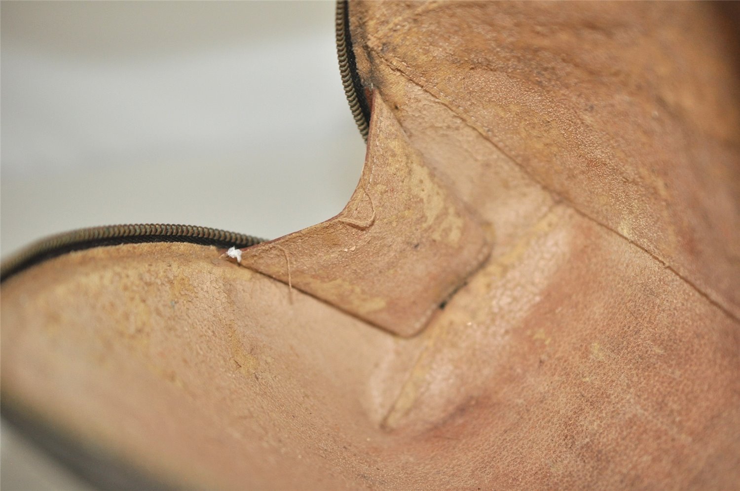 Auth Louis Vuitton Monogram Trousse Demi Ronde 23 Cosmetic Pouch LV Junk 4037K