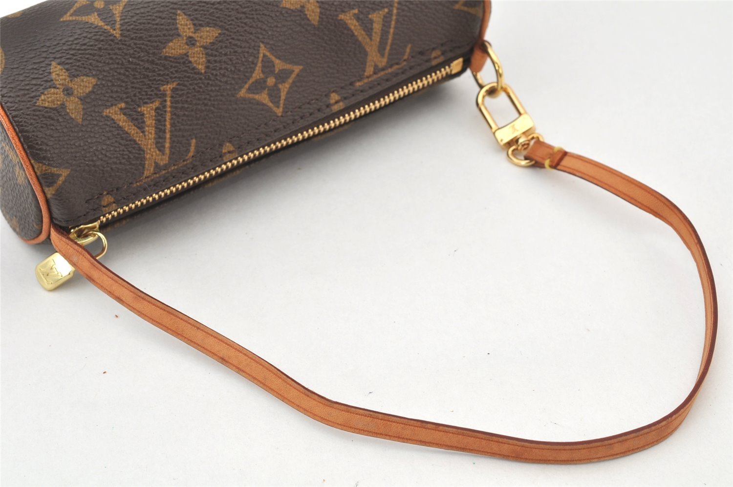 Authentic Louis Vuitton Monogram Papillon Pouch LV  4041K