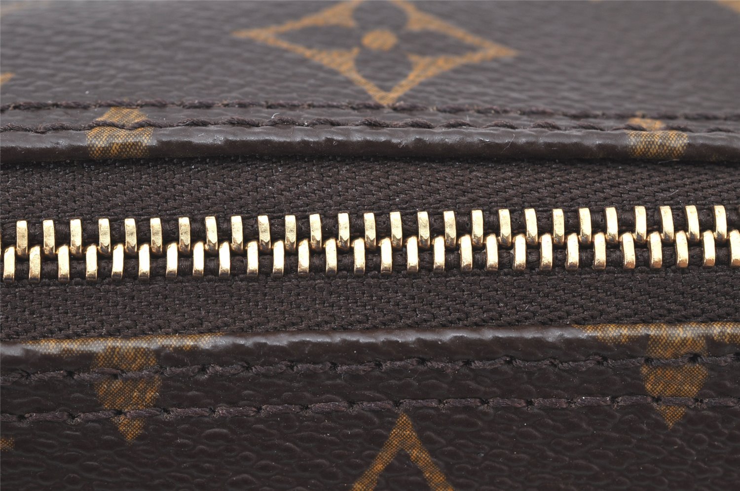 Authentic Louis Vuitton Monogram Papillon Pouch LV  4041K