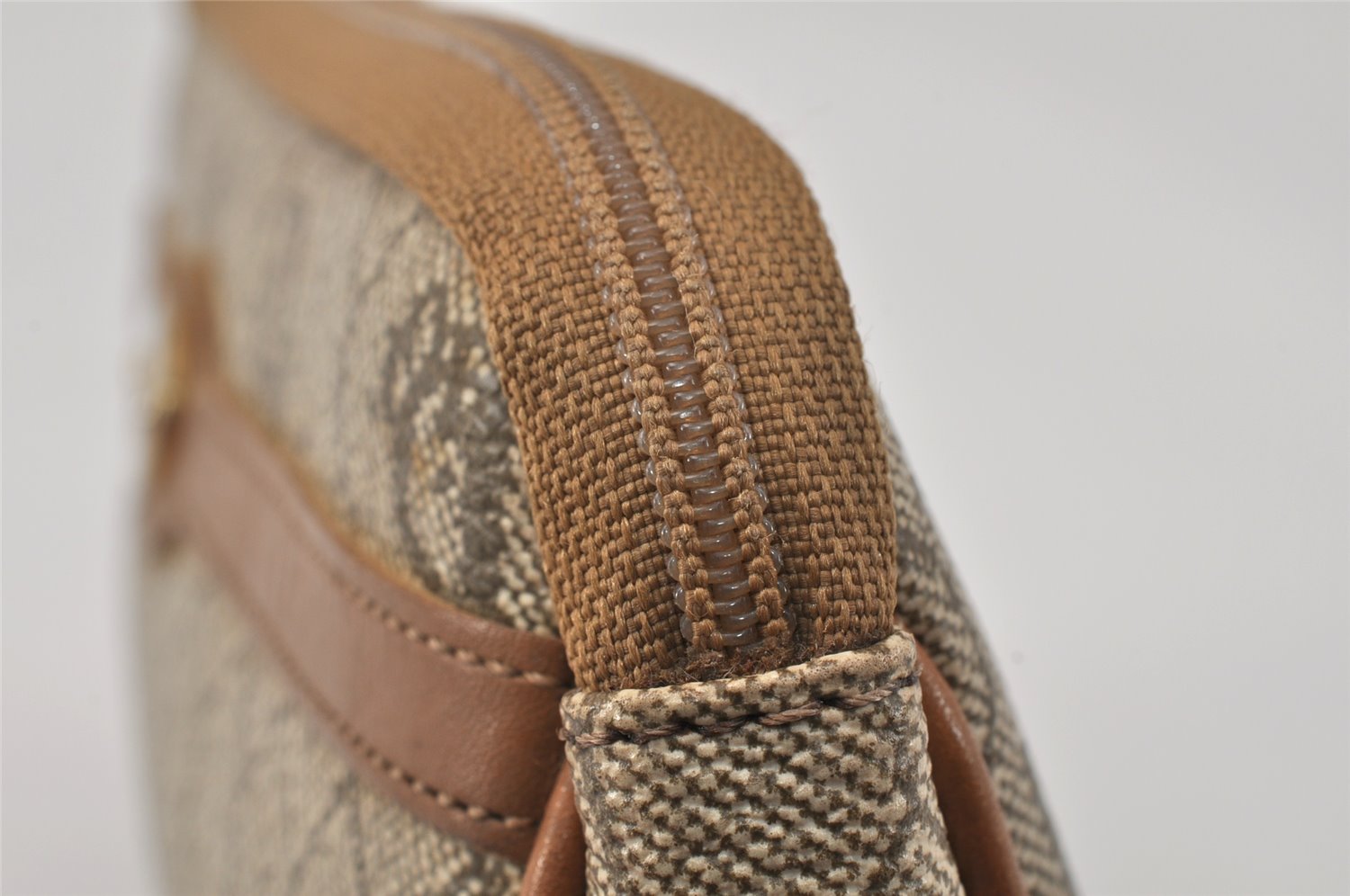 Authentic Christian Dior Honeycomb Pouch Purse PVC Leather Brown 4042K