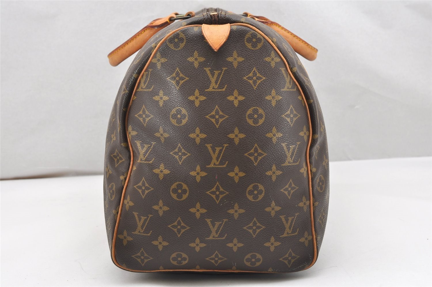 Authentic Louis Vuitton Monogram Keepall 50 Travel Boston Bag M41426 LV 4049K