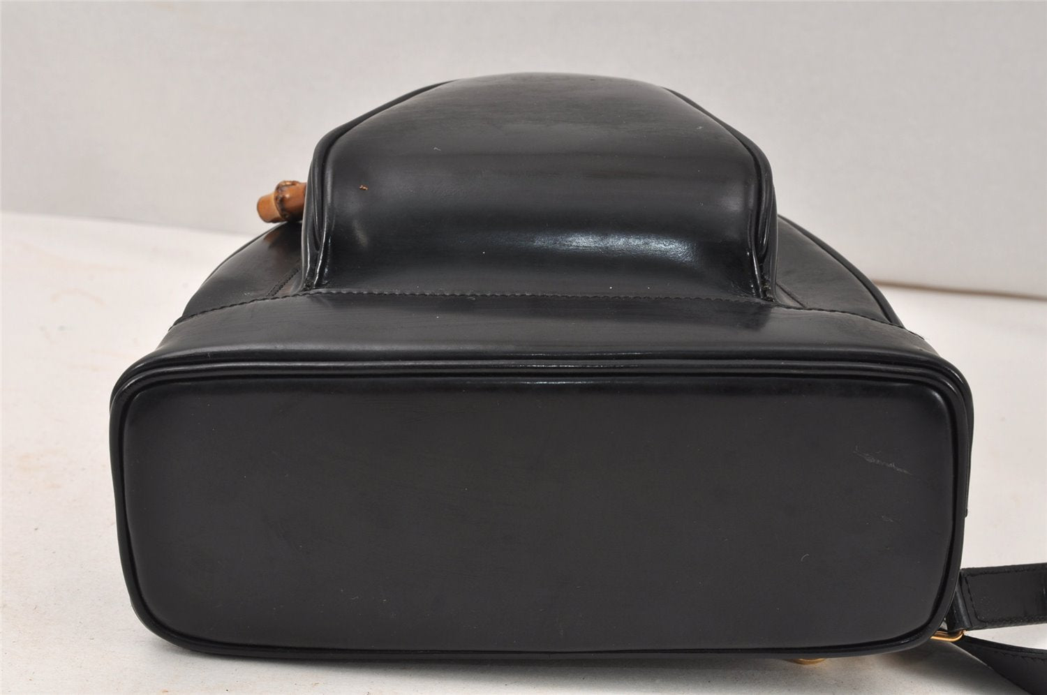 Authentic GUCCI Vintage Bamboo Shoulder Bag Purse Enamel Black Junk 4053K
