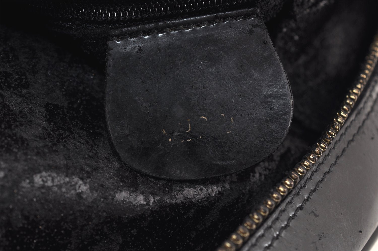 Authentic GUCCI Vintage Bamboo Shoulder Bag Purse Enamel Black Junk 4053K