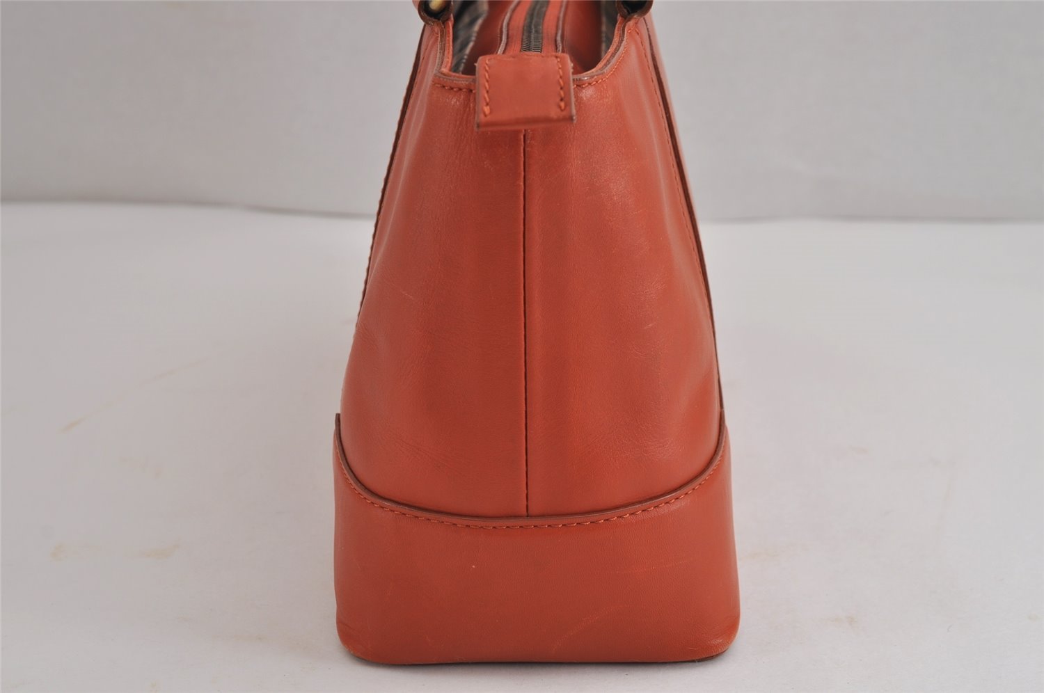 Authentic BURBERRY Vintage Leather Hand Bag Purse Orange 4055J