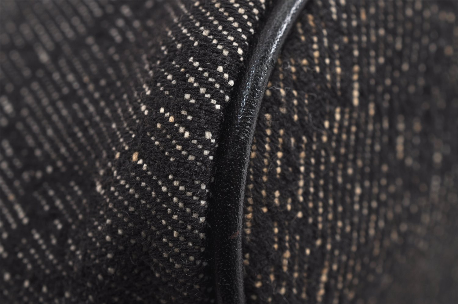 Authentic GUCCI Vintage Hand Bag Pouch Purse GG Canvas Leather 07198 Black 4057J