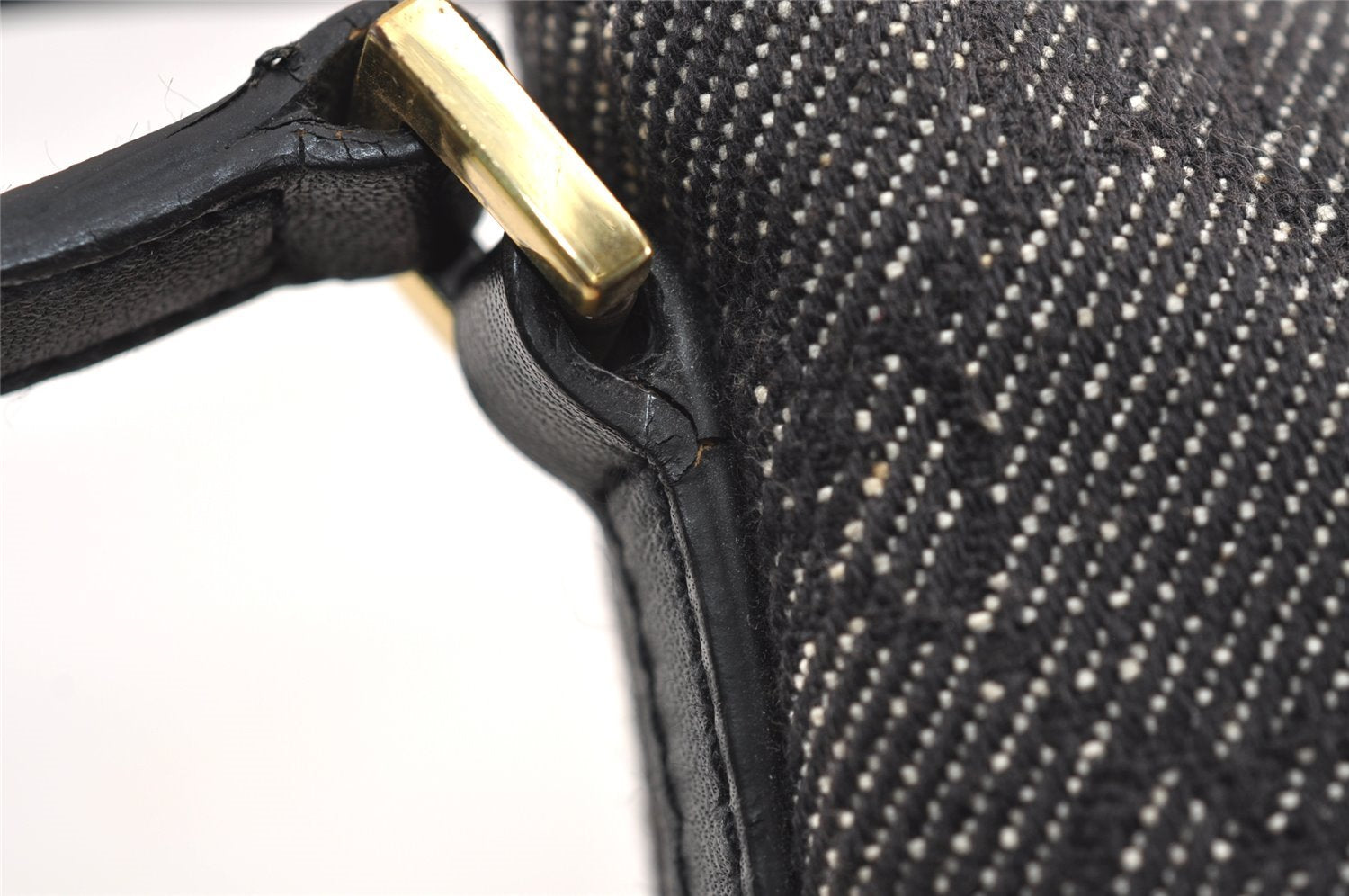 Authentic GUCCI Vintage Hand Bag Pouch Purse GG Canvas Leather 07198 Black 4057J