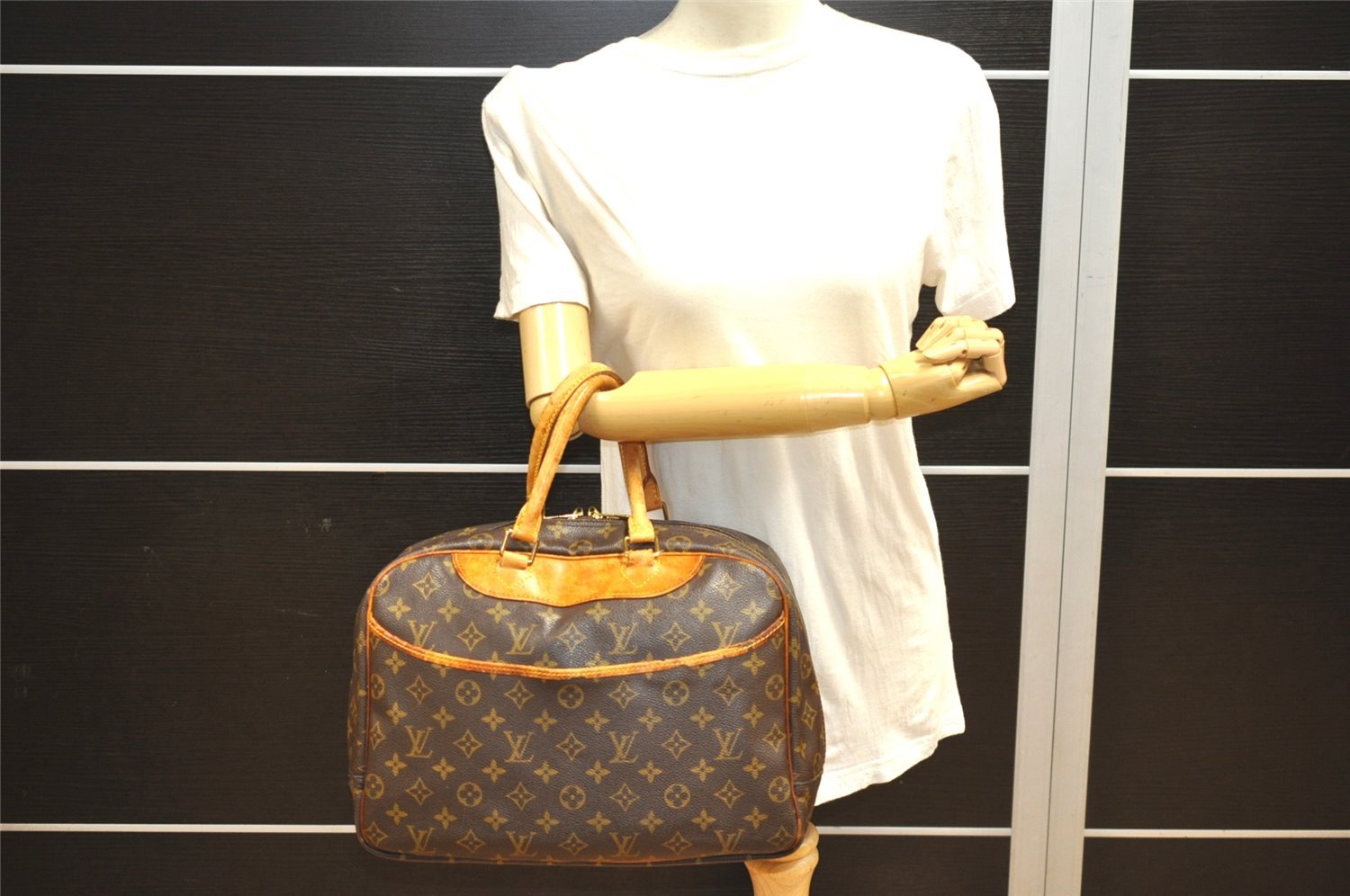 Authentic Louis Vuitton Monogram Deauville Hand Bag M47270 LV 4061J