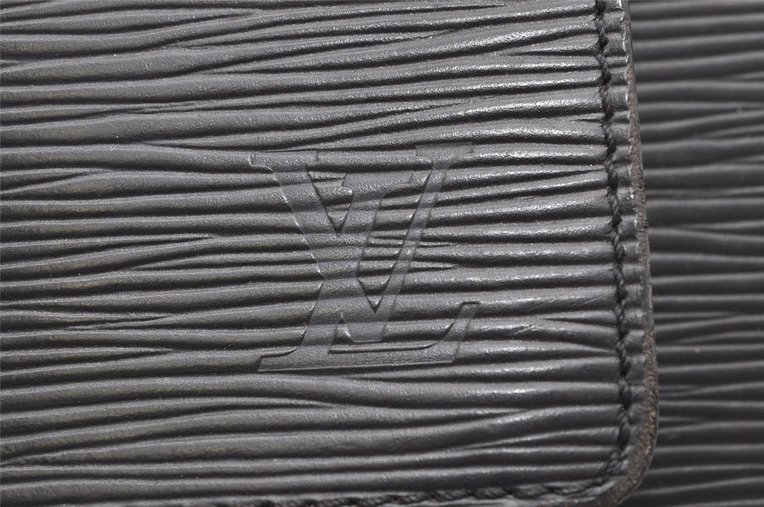 Authentic Louis Vuitton Epi Monceau 2Way Shoulder Hand Bag Black M52122 LV 4063K