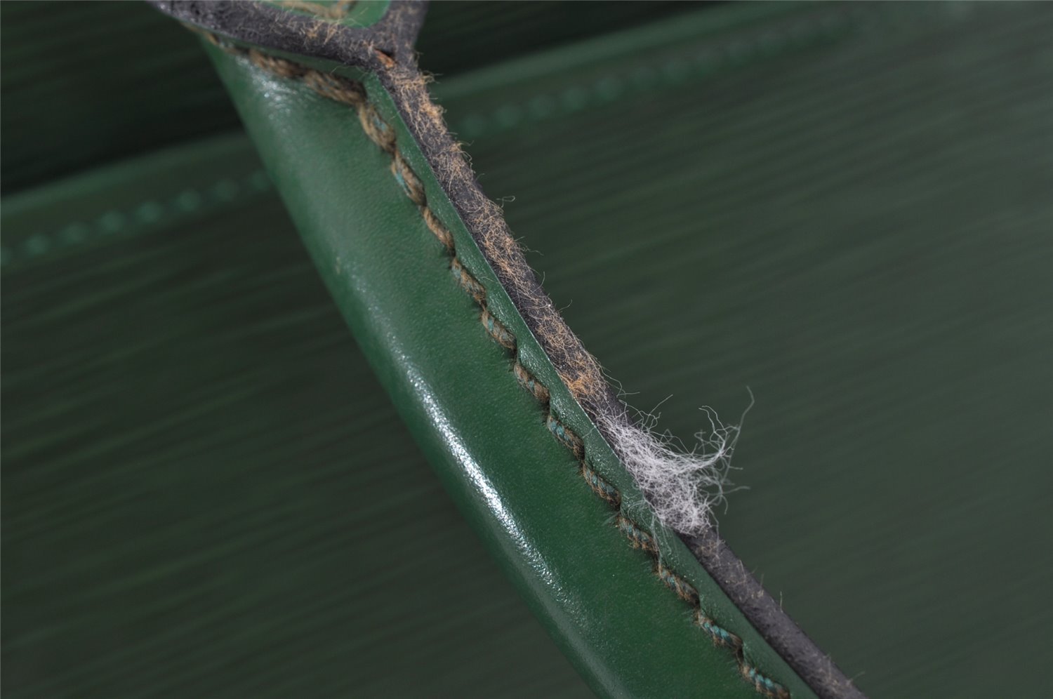 Authentic Louis Vuitton Epi Riviera Hand Bag Green M48184 LV 4064J