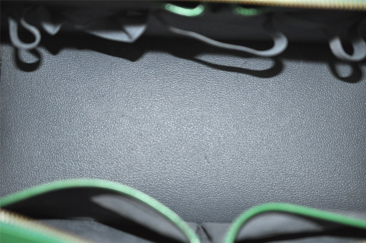 Authentic Louis Vuitton Epi Riviera Hand Bag Green M48184 LV 4064J