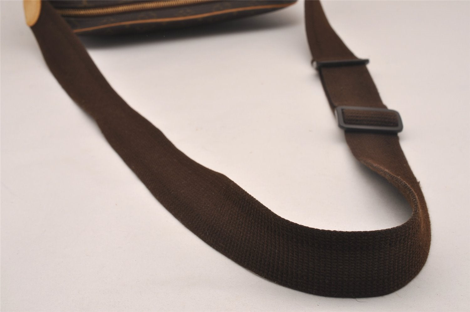 Authentic Louis Vuitton Monogram Reporter PM Shoulder Cross Bag M45254 LV 4065J