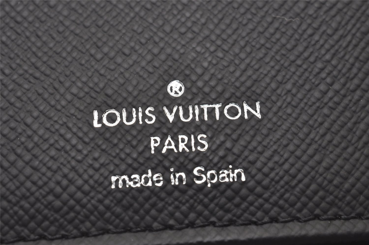 Authentic Louis Vuitton Epi Zippy Wallet Vertical Purse Black M60965 LV 4067I