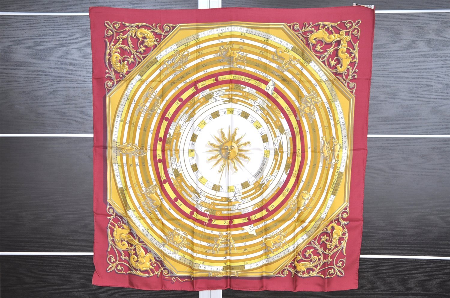 Authentic HERMES Carre 90 Scarf 