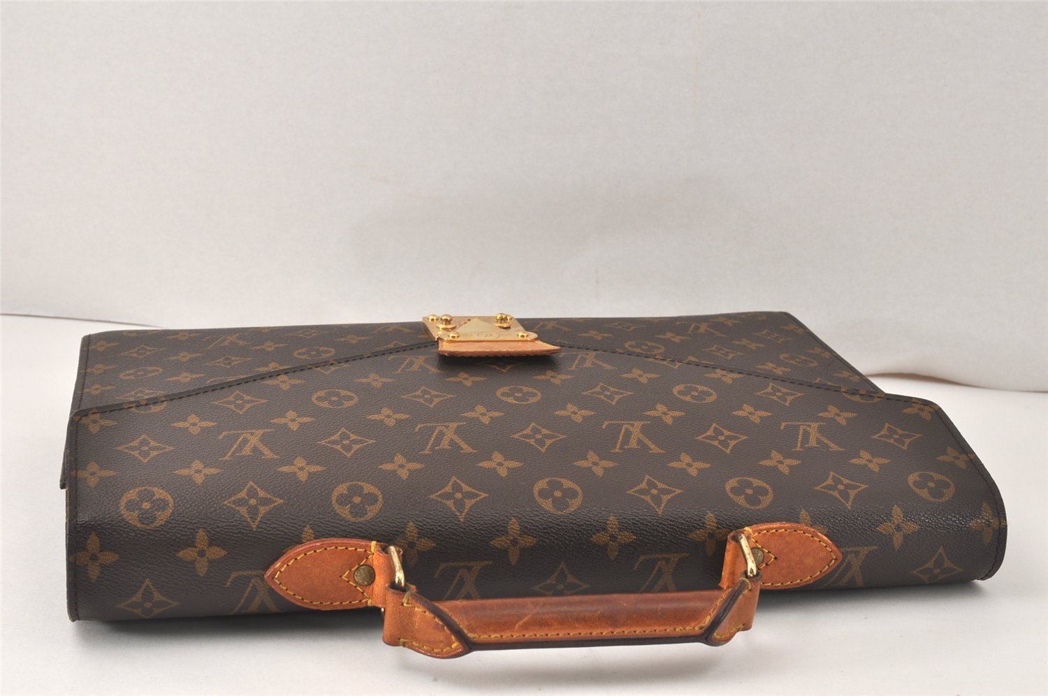 Authentic Louis Vuitton Monogram Serviette Conseiller Briefcase M53331 LV 4076K