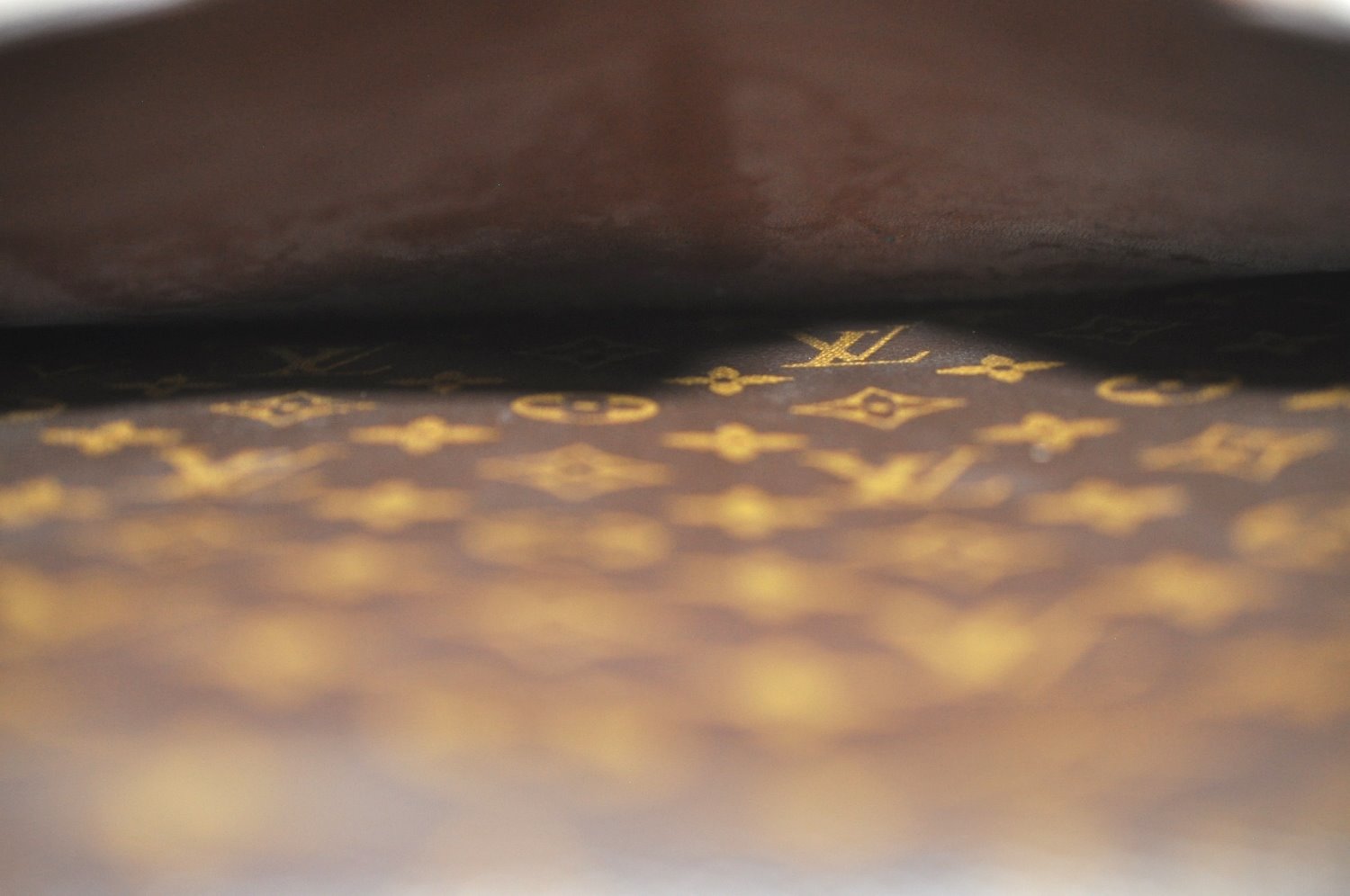 Authentic Louis Vuitton Monogram Serviette Conseiller Briefcase M53331 LV 4076K