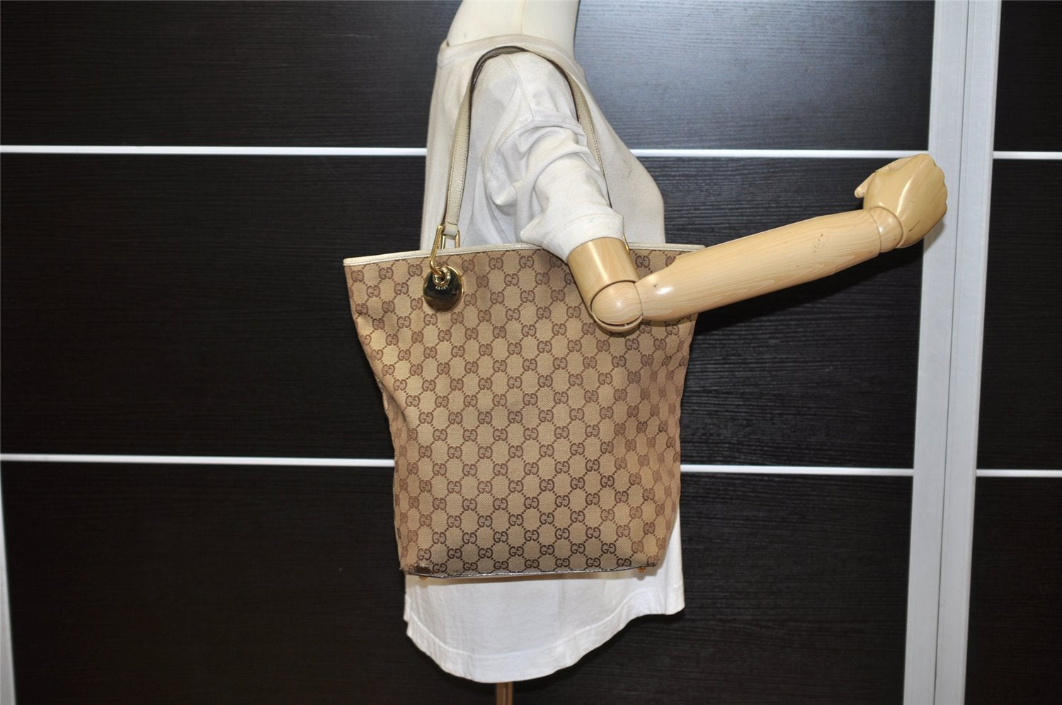 Authentic GUCCI Eclipse Shoulder Tote Bag GG Canvas Leather 120836 Brown 4077K