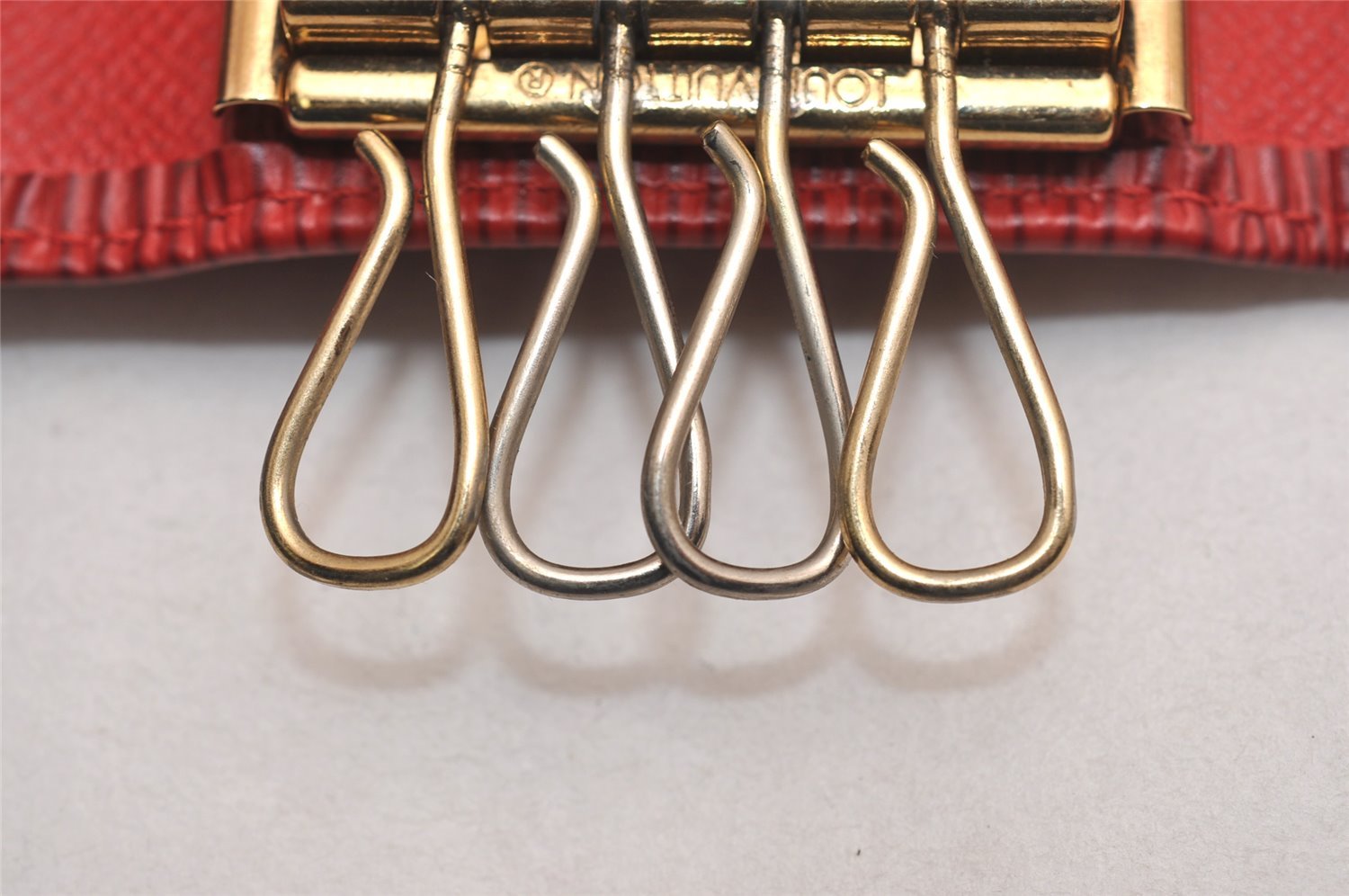 Authentic Louis Vuitton Epi Multicles 4 Key Case Red M63827 LV 4082J