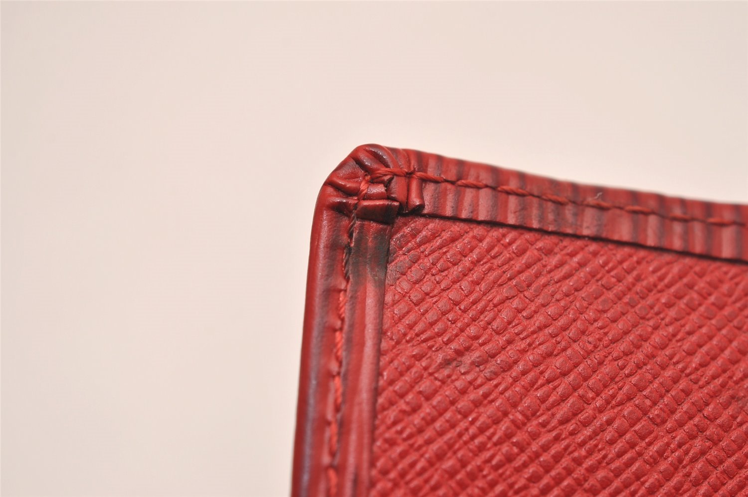 Authentic Louis Vuitton Epi Multicles 4 Key Case Red M63827 LV 4082J