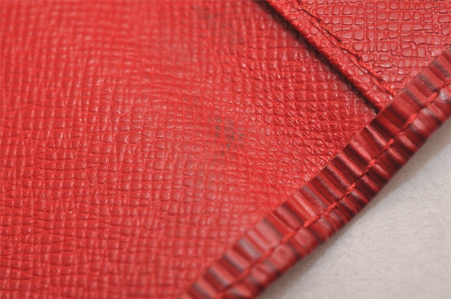 Authentic Louis Vuitton Epi Multicles 4 Key Case Red M63827 LV 4082J