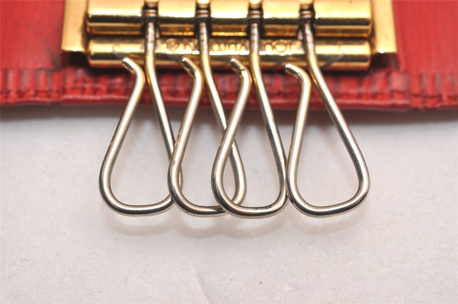 Authentic Louis Vuitton Epi Multicles 4 Key Case Red M63827 LV 4084J