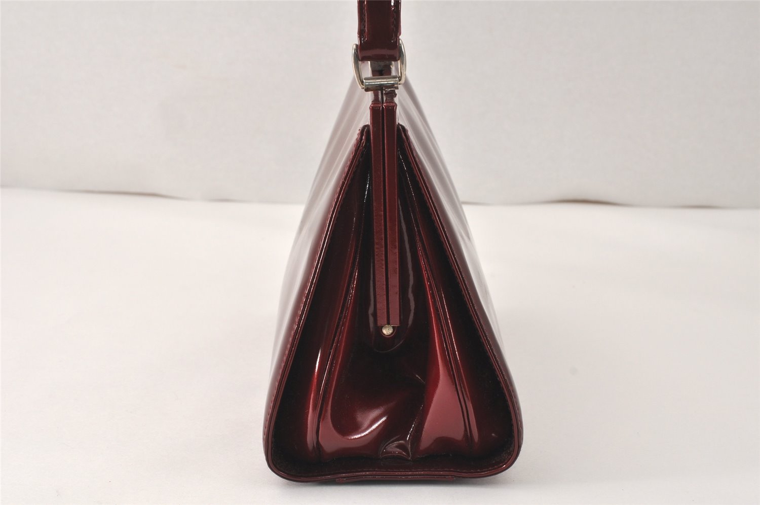 Authentic GUCCI Vintage Shoulder Hand Bag Purse Enamel Bordeaux 4085K