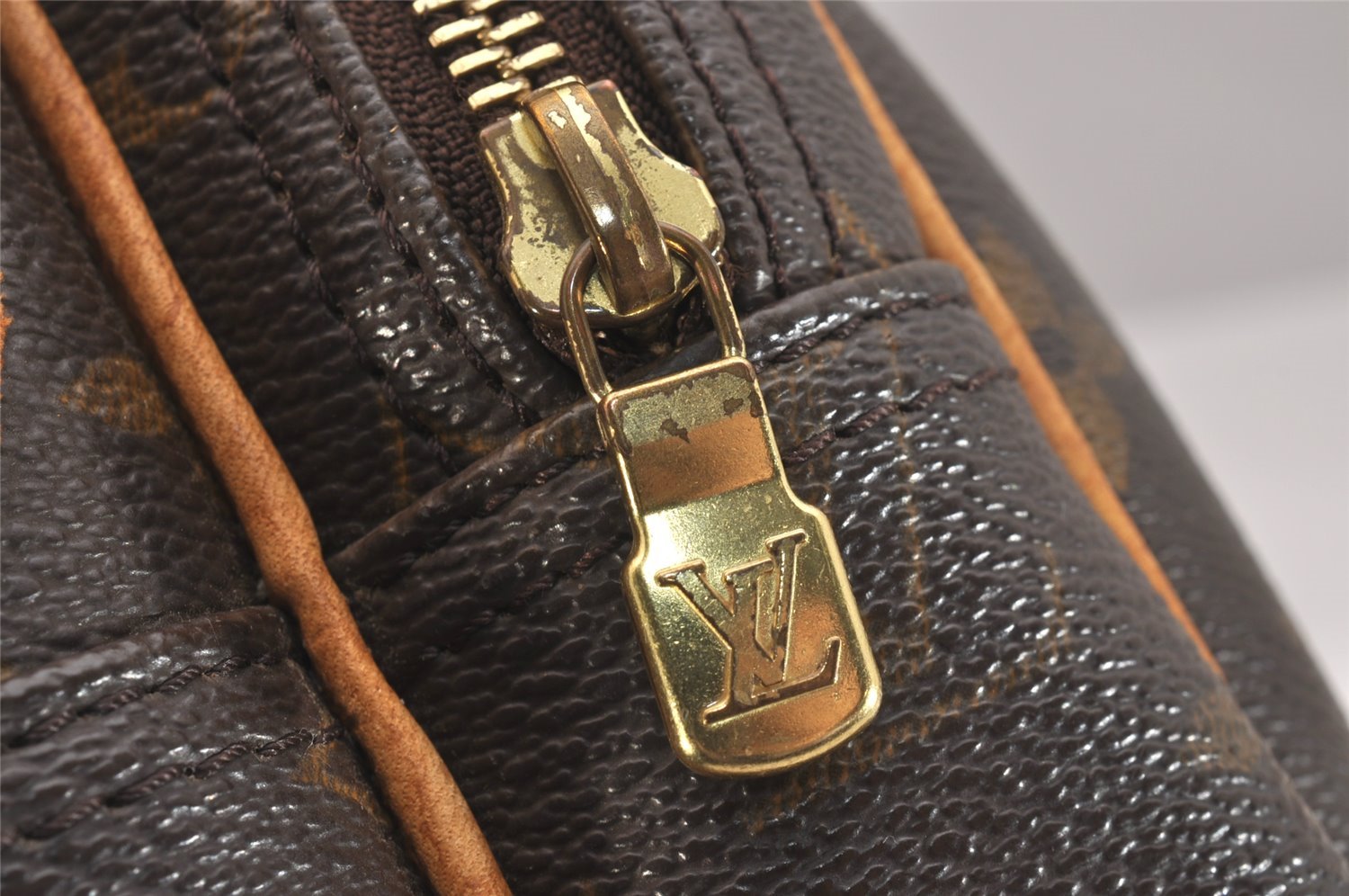 Authentic Louis Vuitton Monogram Reporter PM Shoulder Cross Bag M45254 LV 4088J