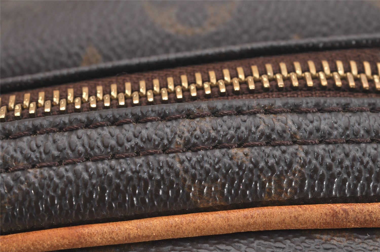 Authentic Louis Vuitton Monogram Reporter PM Shoulder Cross Bag M45254 LV 4088J