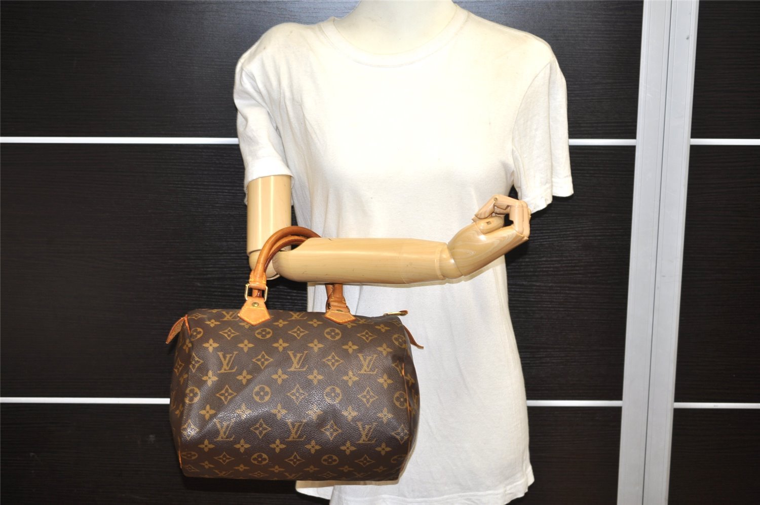 Authentic Louis Vuitton Monogram Speedy 25 Boston Hand Bag M41528 LV 4088K