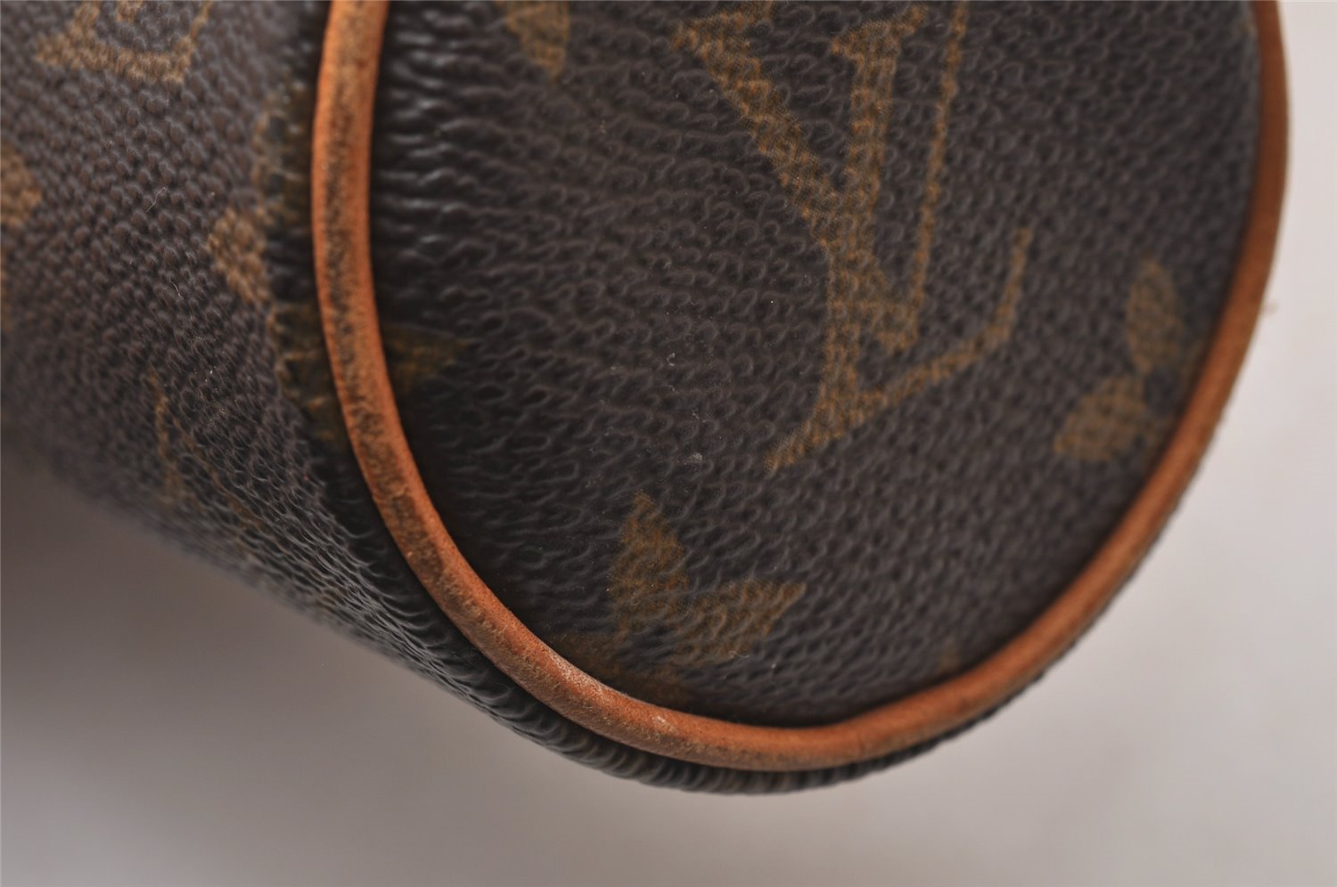 Authentic Louis Vuitton Monogram Trousse Ronde Pen Case Pouch M47630 LV 4089I