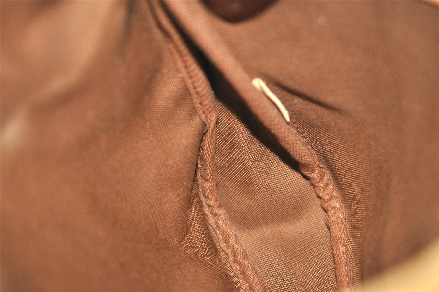 Authentic Louis Vuitton Monogram Saumur 30 Shoulder Cross Bag M42256 LV 4089J