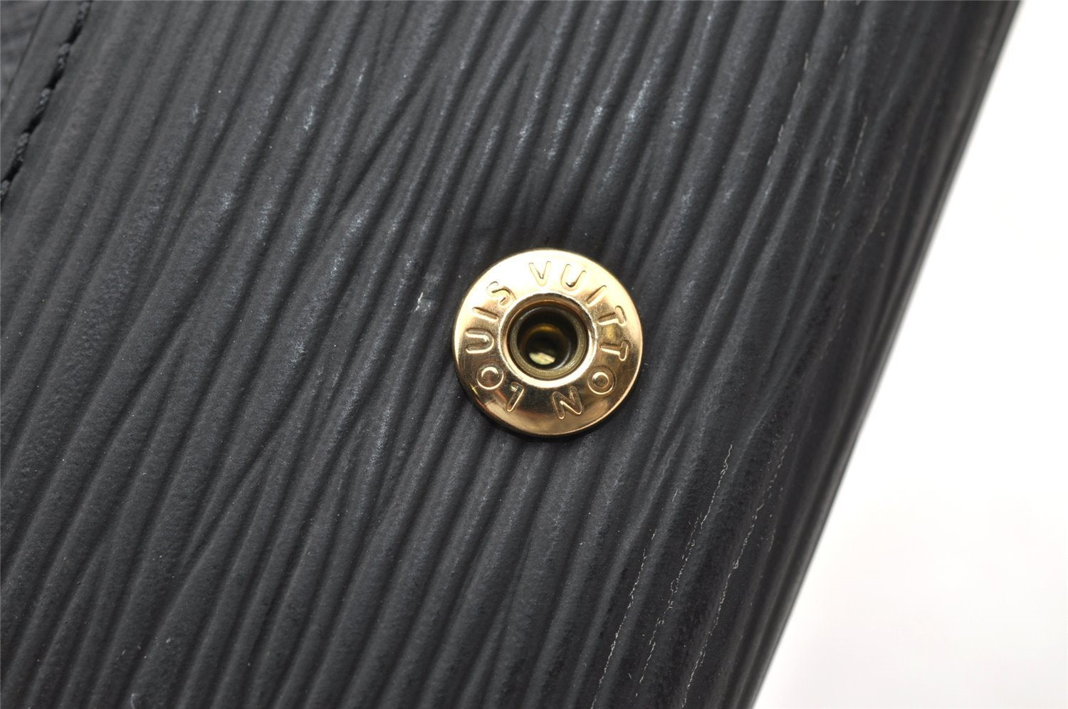 Authentic Louis Vuitton Epi Multicles 4 Key Case Black M63822 LV 4091I