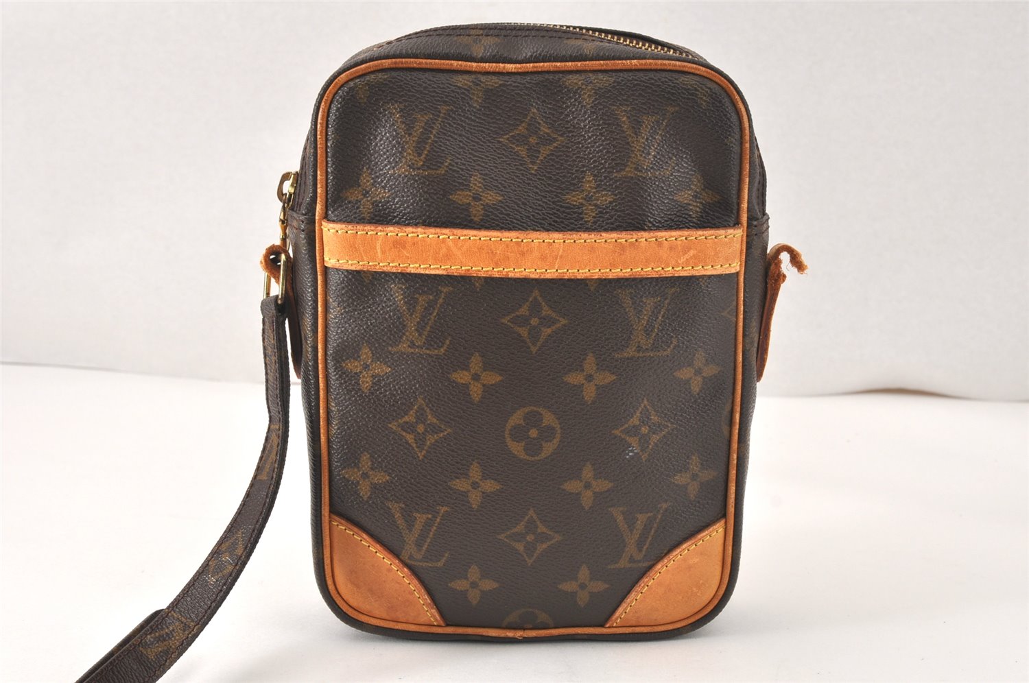Authentic Louis Vuitton Monogram Danube Shoulder Cross Bag M45266 Junk 4091K
