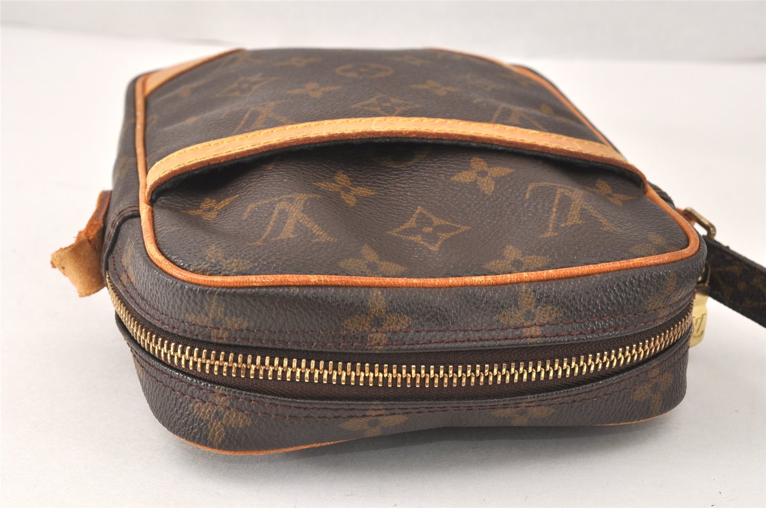 Authentic Louis Vuitton Monogram Danube Shoulder Cross Bag M45266 Junk 4091K