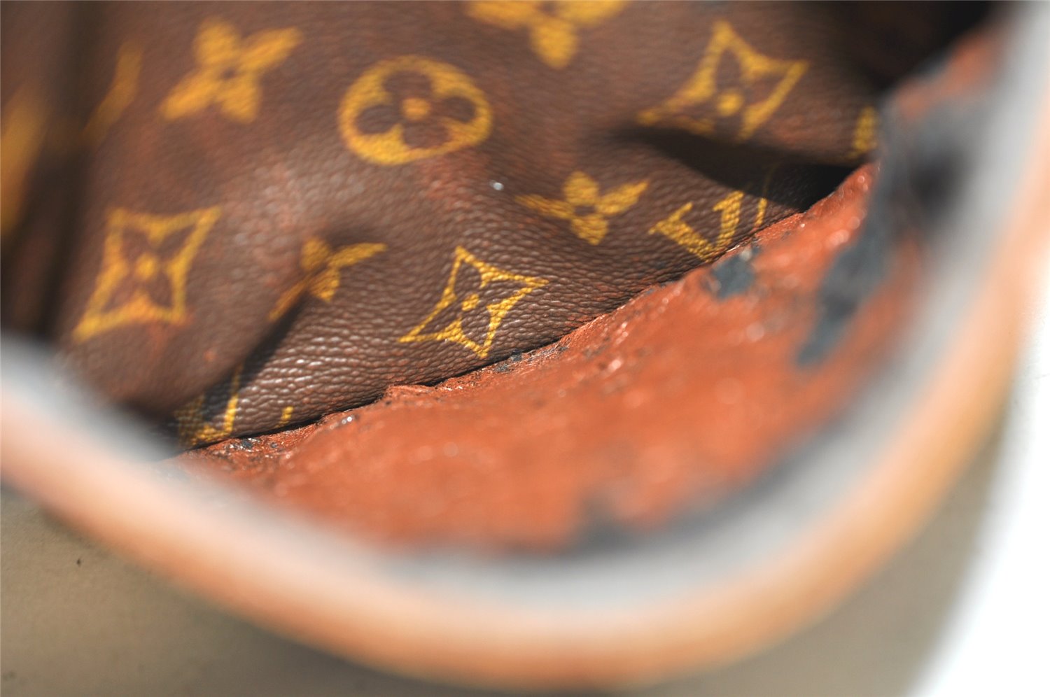 Authentic Louis Vuitton Monogram Danube Shoulder Cross Bag M45266 Junk 4091K