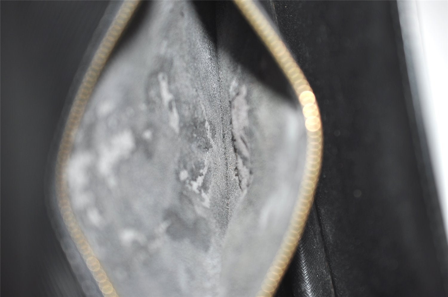 Authentic Louis Vuitton Epi Monceau 2Way Shoulder Hand Bag Black M52122 LV 4096J