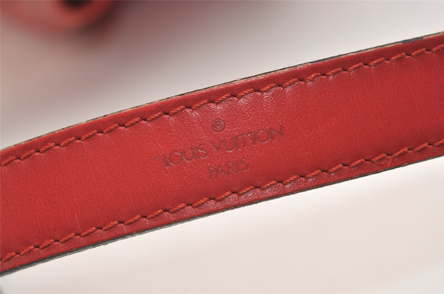 Authentic Louis Vuitton Epi Noe Shoulder Drawstring Bag Red M44007 LV 4097J