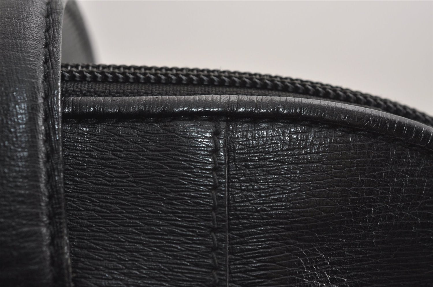 Authentic GUCCI Vintage Shoulder Tote Bag Leather 0021122 Black 4099J