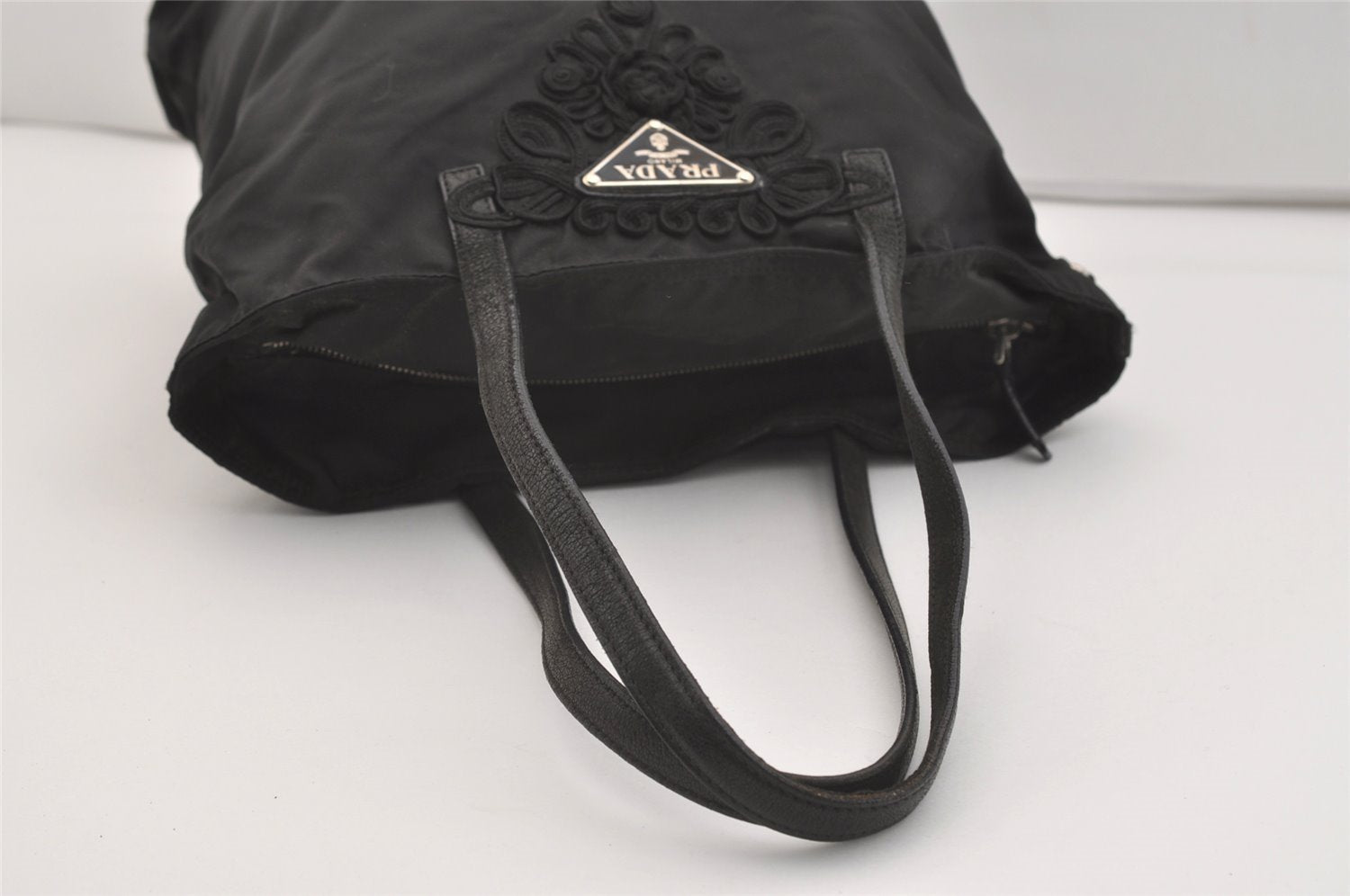 Authentic PRADA Vintage Nylon Tessuto Leather Shoulder Tote Bag Black 4104J