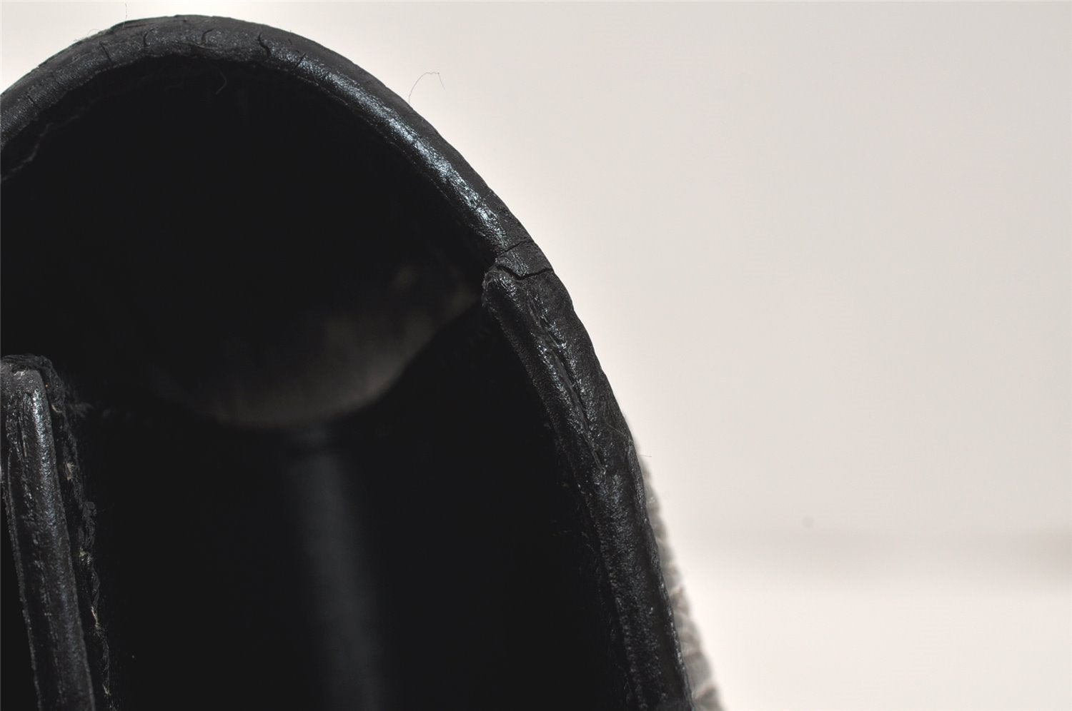 Authentic Louis Vuitton Epi Sellier Dragonne Clutch Bag Black M52612 LV 4105K