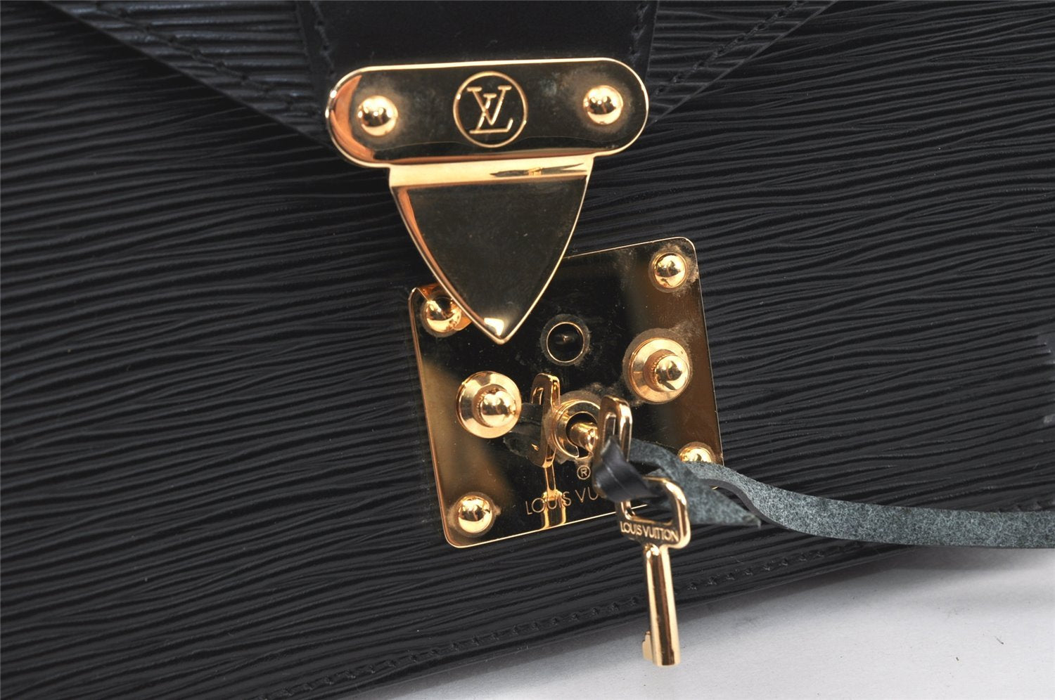 Authentic Louis Vuitton Epi Sellier Dragonne Clutch Bag Black M52612 LV 4105K