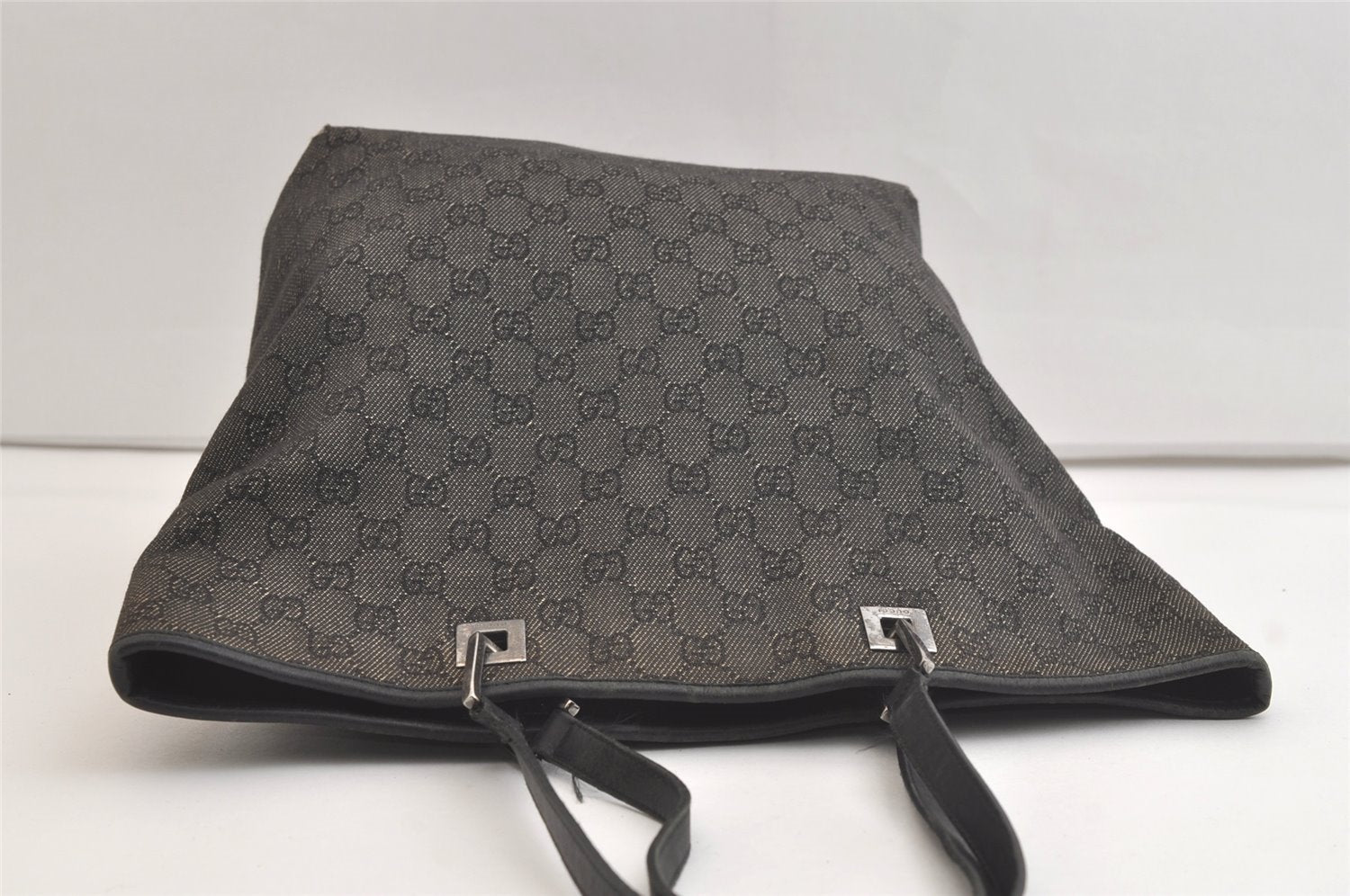 Authentic GUCCI Vintage Shoulder Tote Bag GG Canvas Leather 31243 Black 4115K