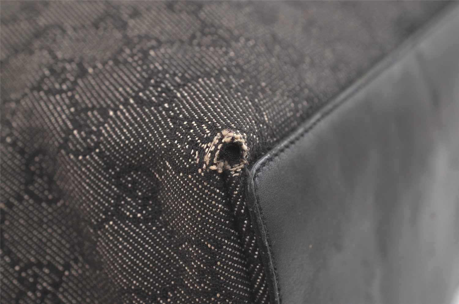 Authentic GUCCI Vintage Shoulder Tote Bag GG Canvas Leather 31243 Black 4115K