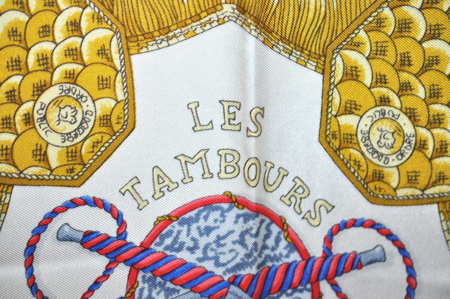 Authentic HERMES Carre 90 Scarf 