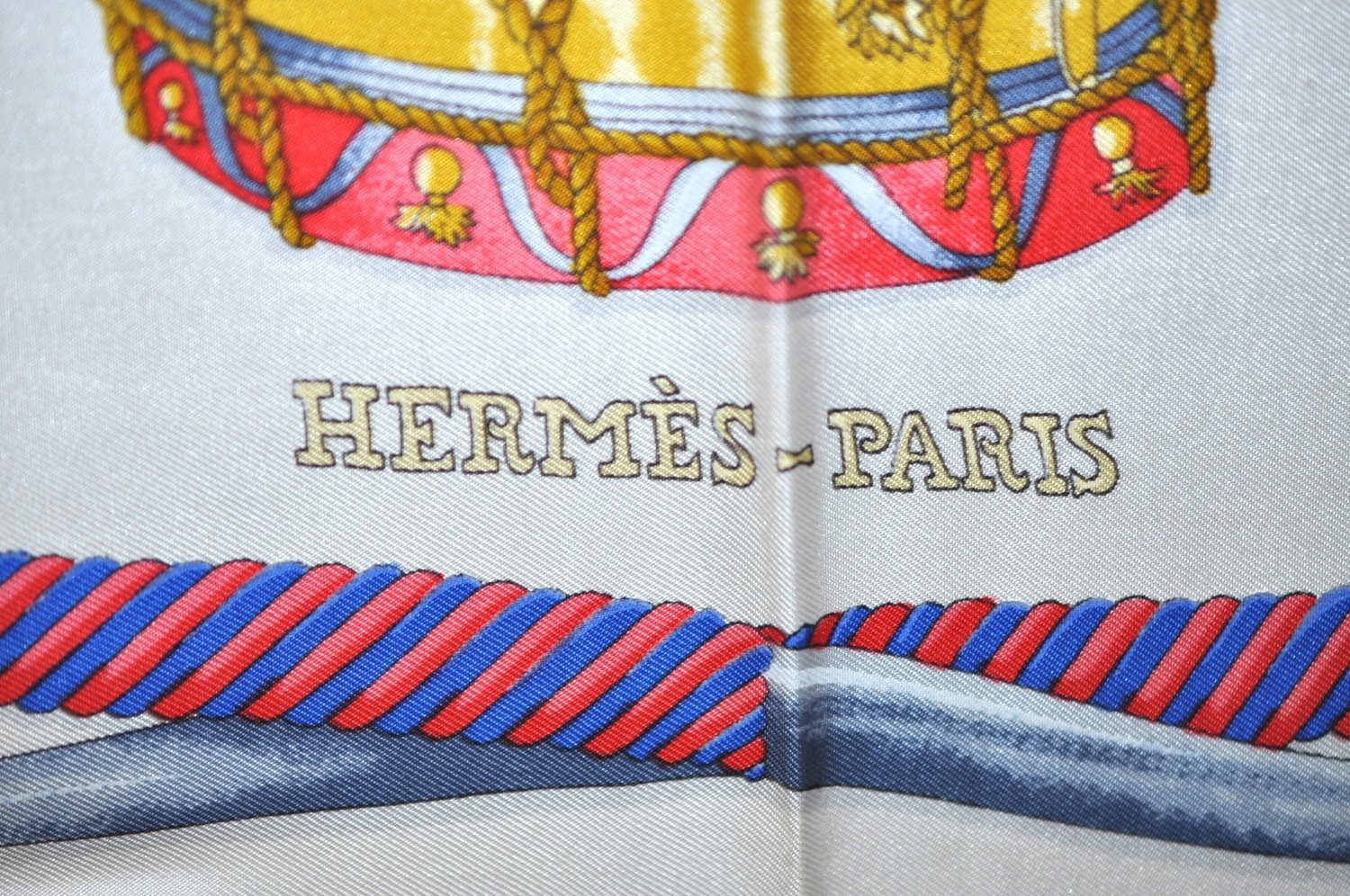 Authentic HERMES Carre 90 Scarf 