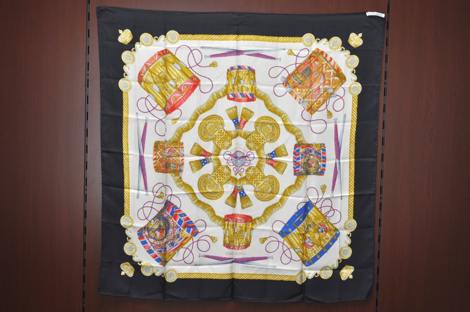 Authentic HERMES Carre 90 Scarf 