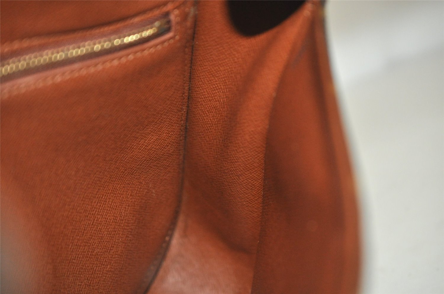 Authentic Louis Vuitton Monogram Saint Cloud GM M51242 Shoulder Cross Bag 4124J